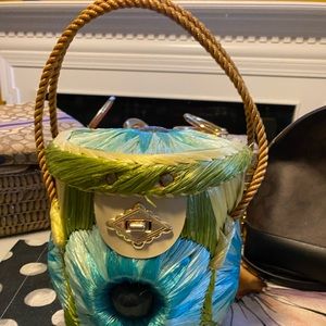 Vintage fun and colorful straw bag